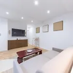 Stylish 4 Stars Near Montmartre & Metro 아파트 *