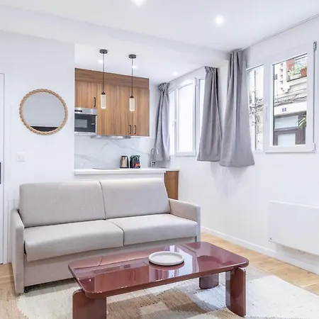 Stylish 4 Stars Near Montmartre & Metro 아파트