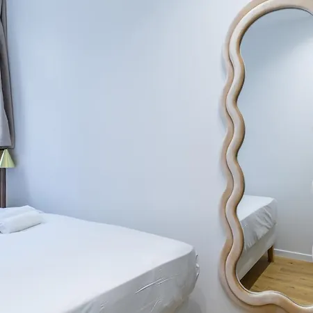 Stylish 4 Stars Near Montmartre & Metro *