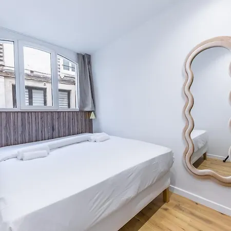 Apartment Stylish 4 Stars Near Montmartre & Metro